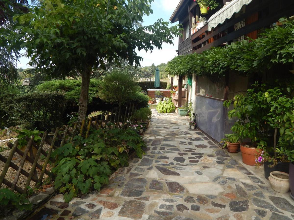 The Petite Chalet Chambre D'Hotes L'Isle-Jourdain  Esterno foto