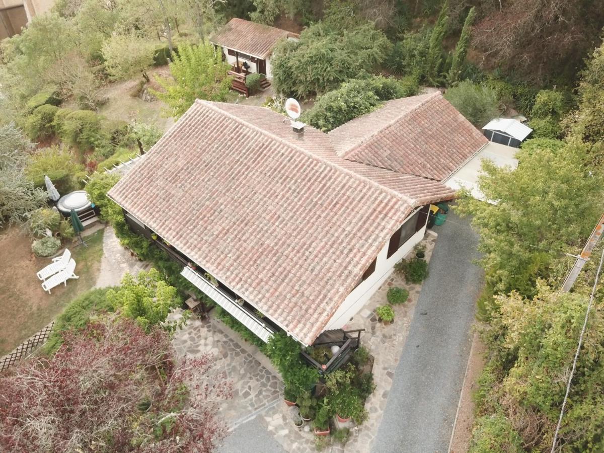 The Petite Chalet Chambre D'Hotes L'Isle-Jourdain  Esterno foto
